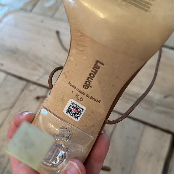 Larroude Gloria Heel - Picture 10 of 11